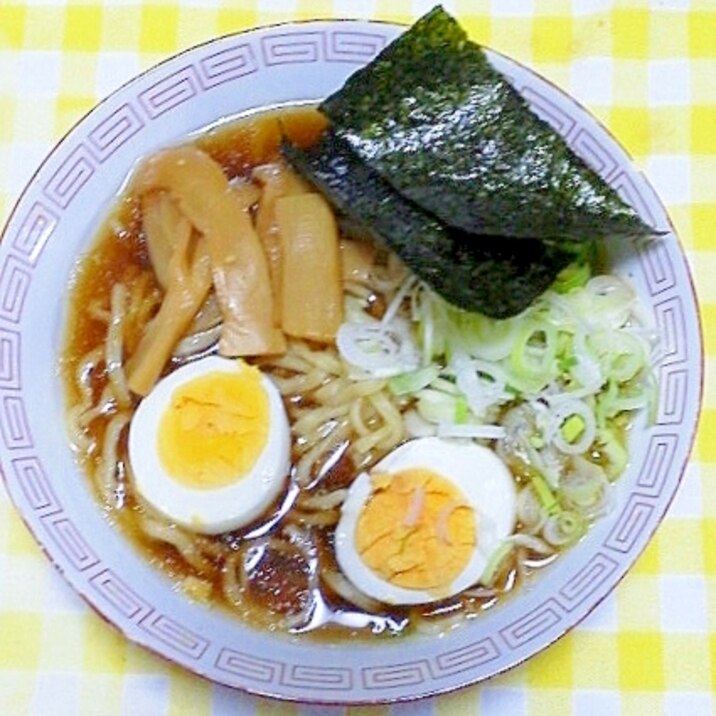 横浜の製麺所のラーメン